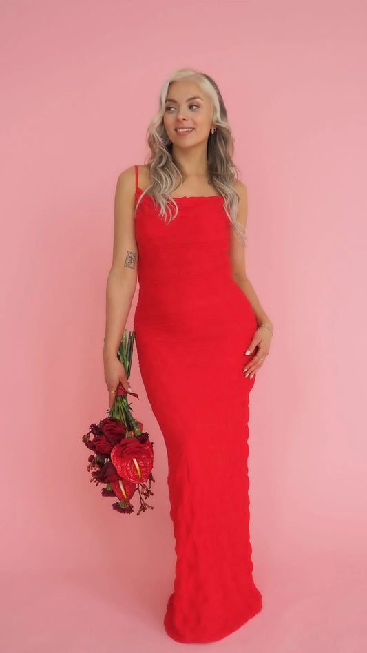 VIREJA Long Dress - Racing Red