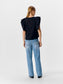 model_shot-back