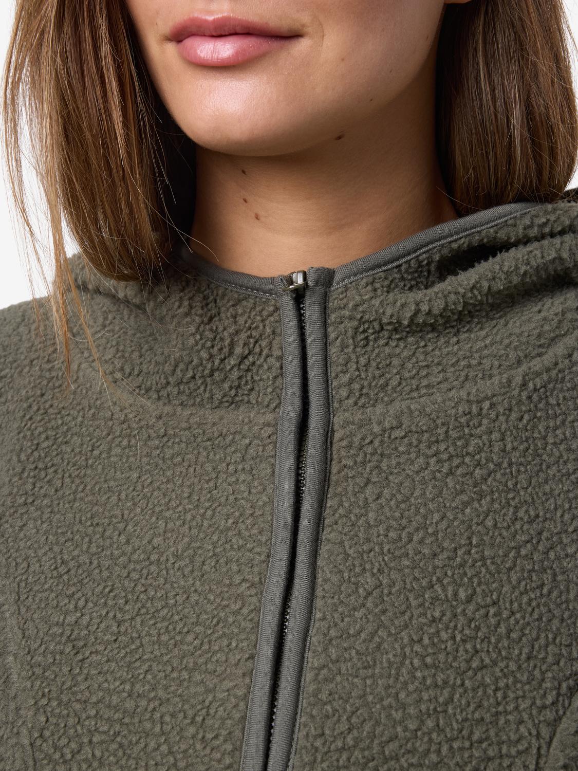 model_shot-detail
