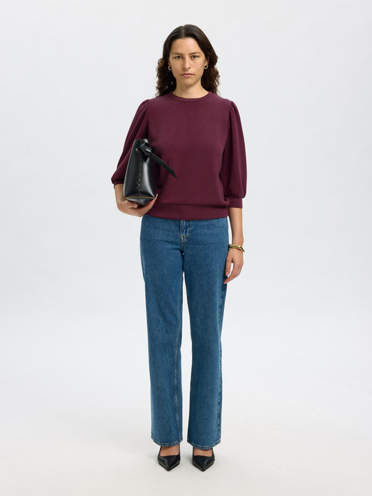 model_shot-front_full
