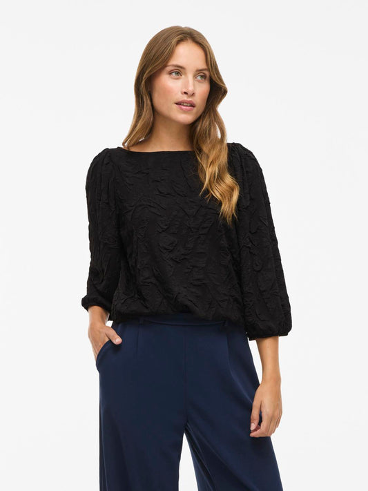 model_shot-front